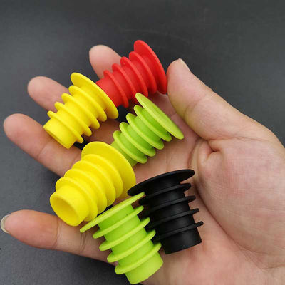 Veelkleurige van de de Flessenkurk van het Wijnsilicone Geurloze Opnieuw te gebruiken Duurzaam